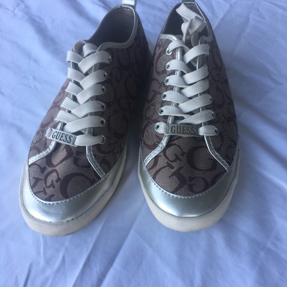 Guess Lowtop sneakers
